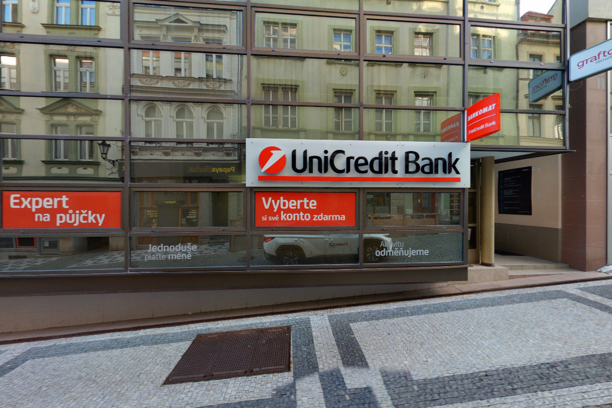 UniCredit Bank Czech Republic and Slovakia, a.s. foto 3