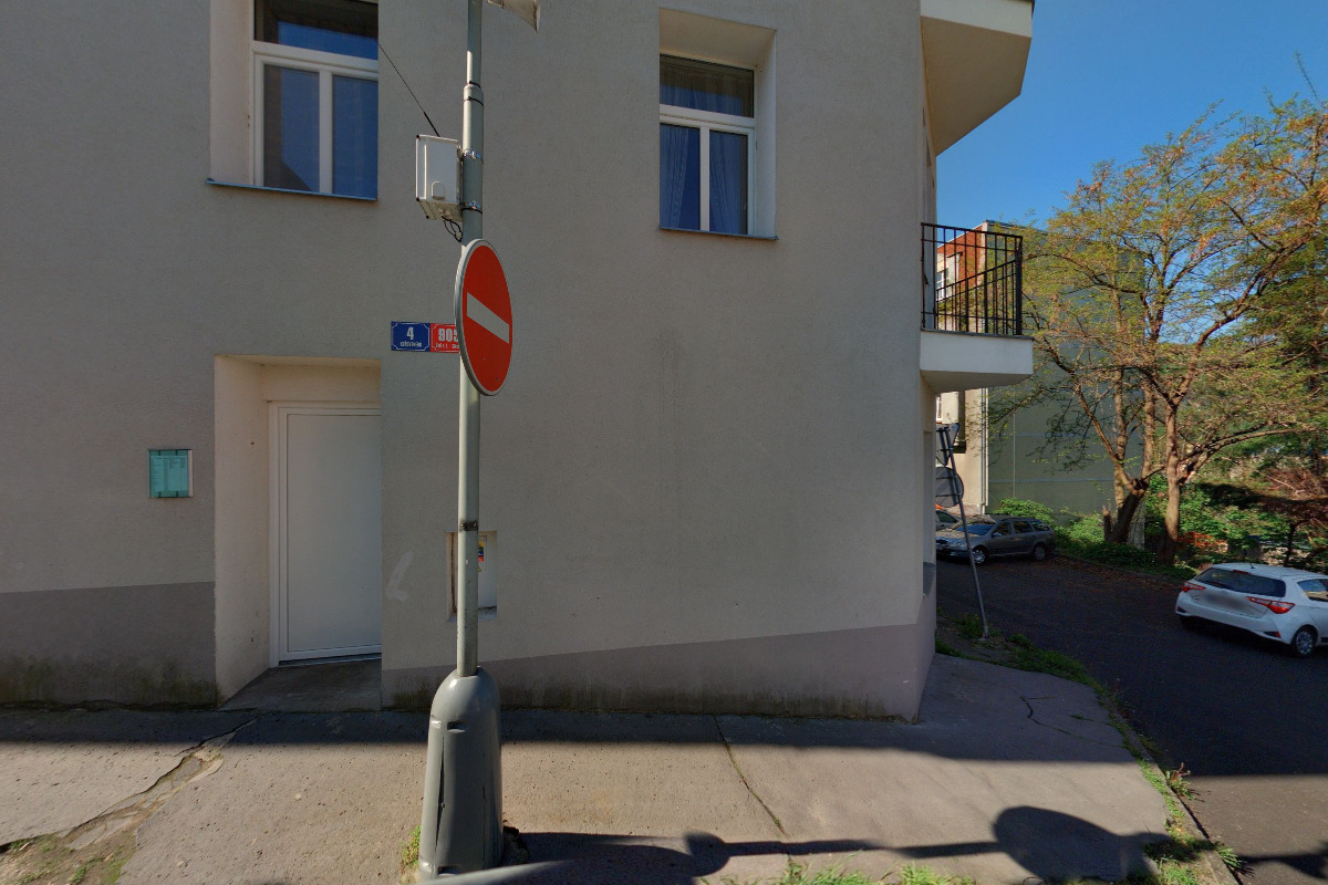 LEGAL COMPANY, s.r.o.