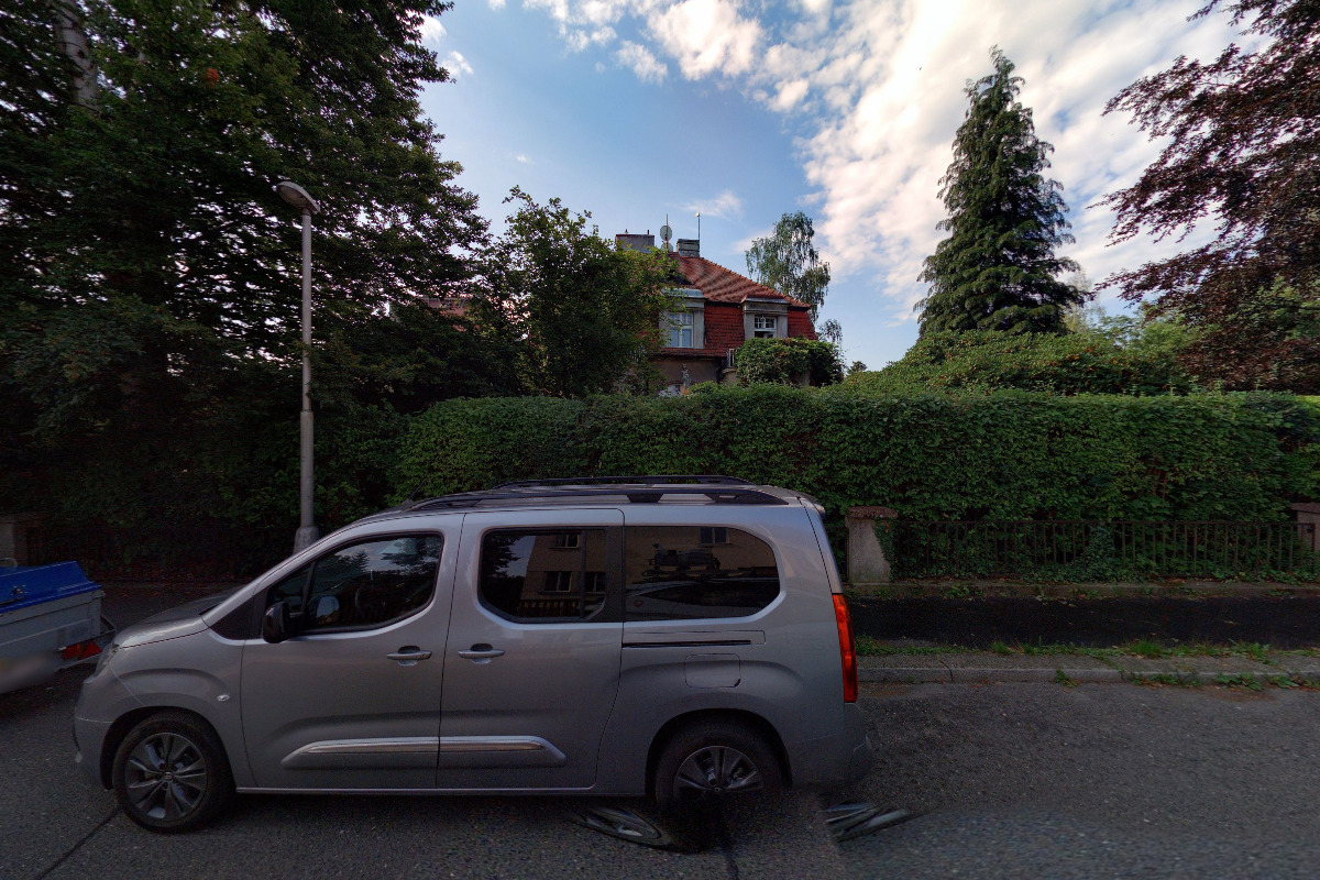 AD Real Invest, s.r.o. foto 5