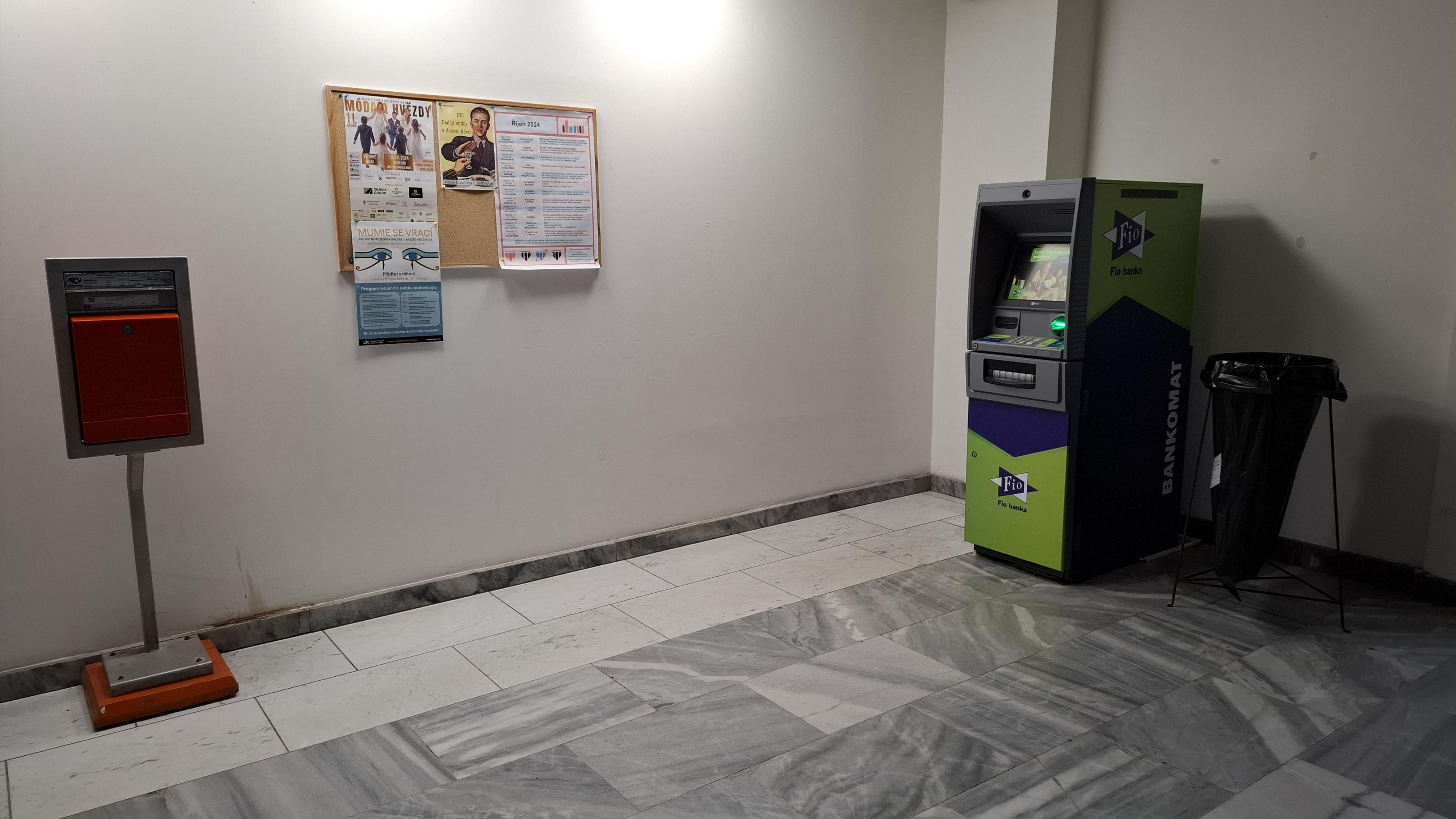 Bankomat Fio banky foto 2