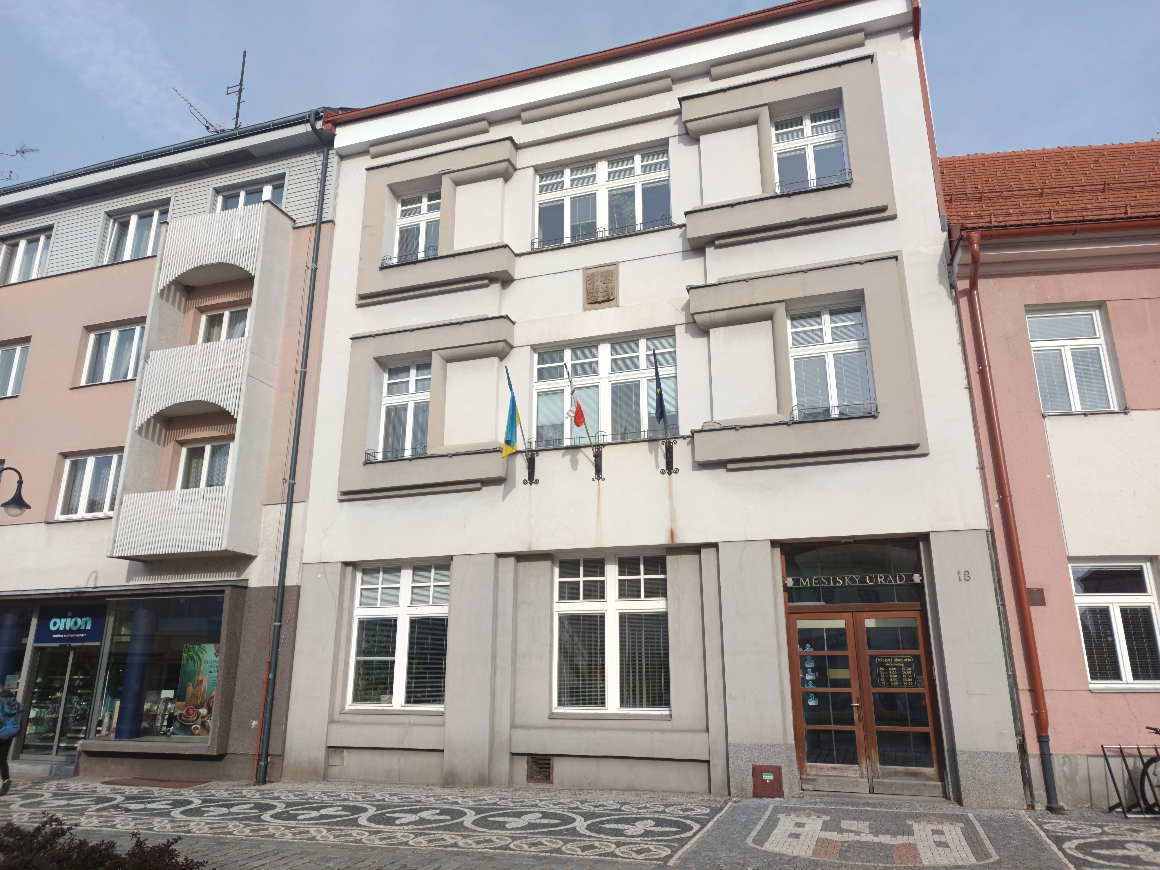 Jičín - městský úřad foto 4