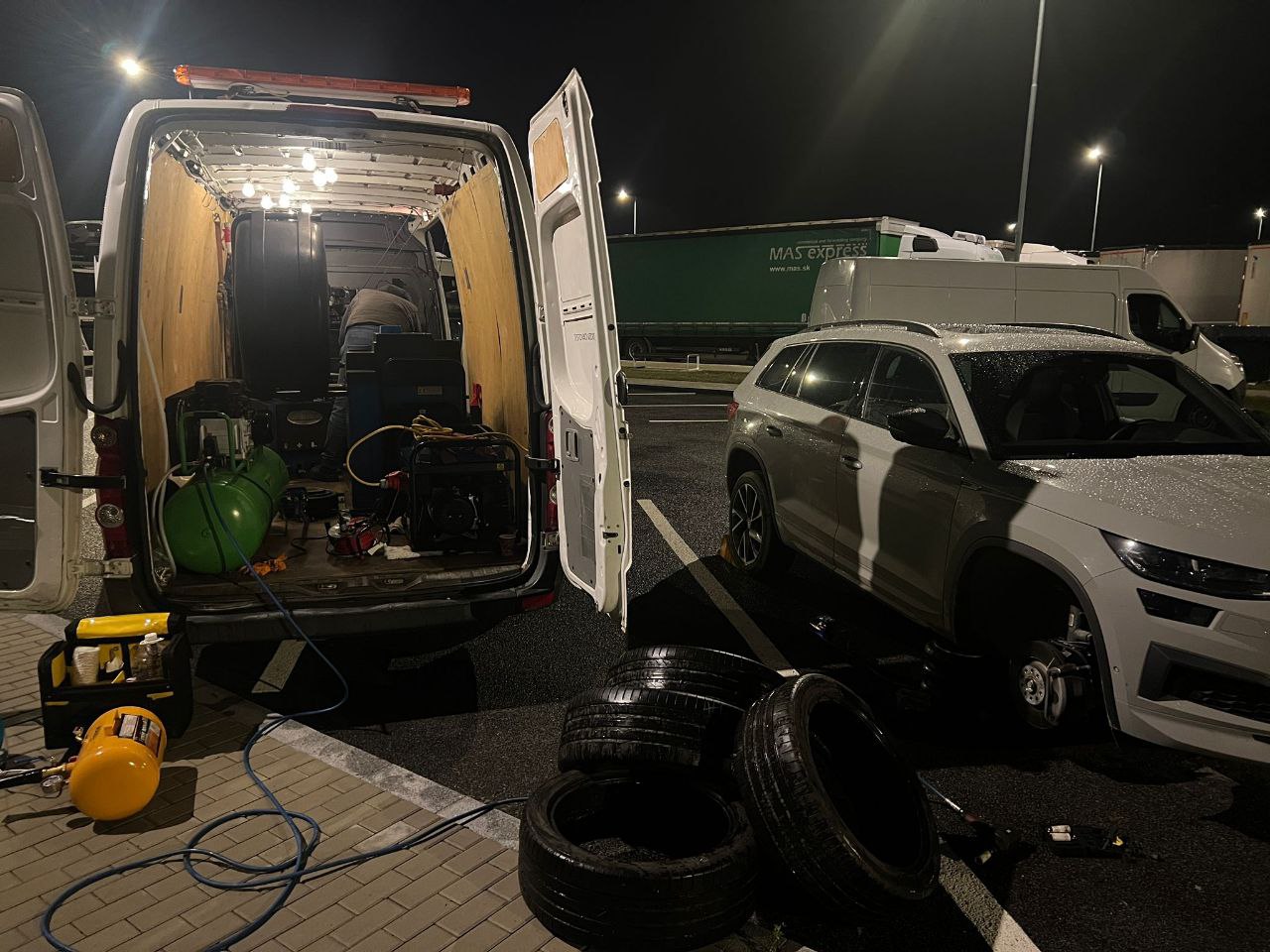 Miroslav Bondira - mobilní pneuservis foto 3