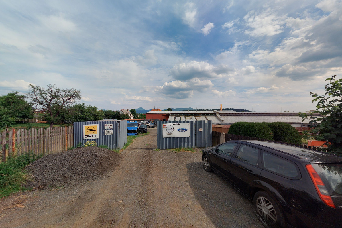 AUTODÍLY OPEL FORD - Vlastimil Dašek