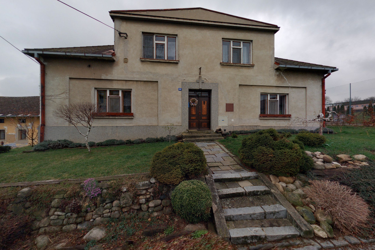 Římskokatolická farnost Počenice