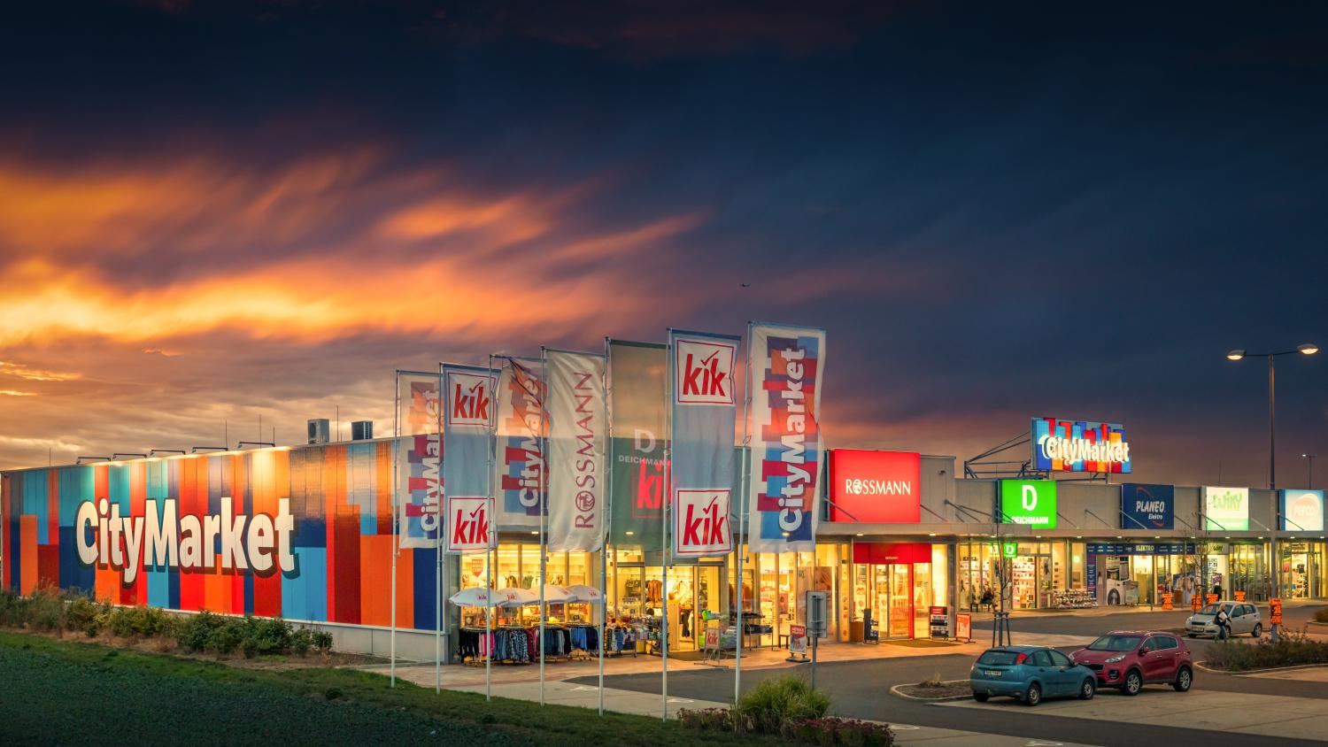 Retail Park Most foto 6