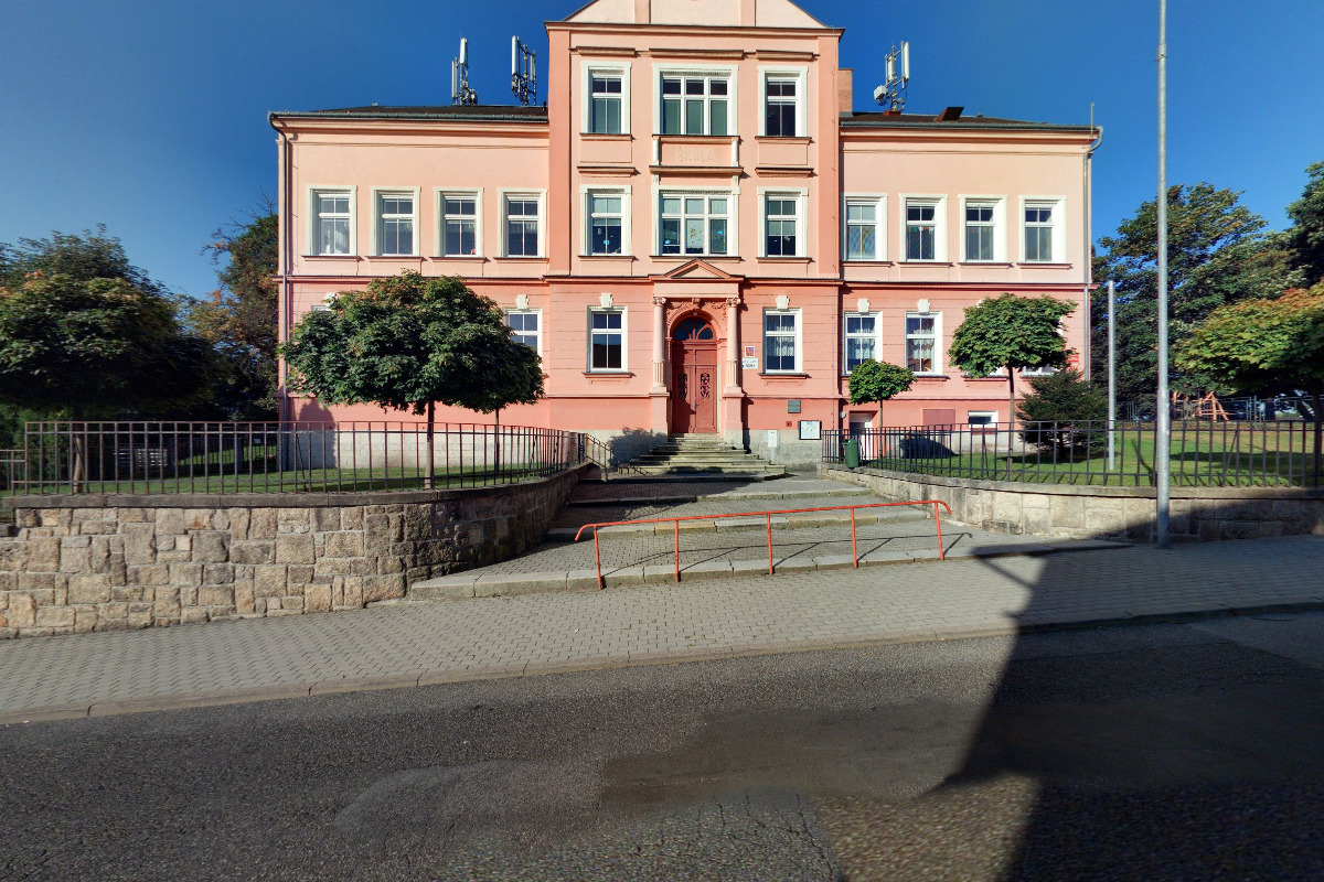 ZŠ Jablonec nad Nisou - Kokonín, Janáčkova foto 5