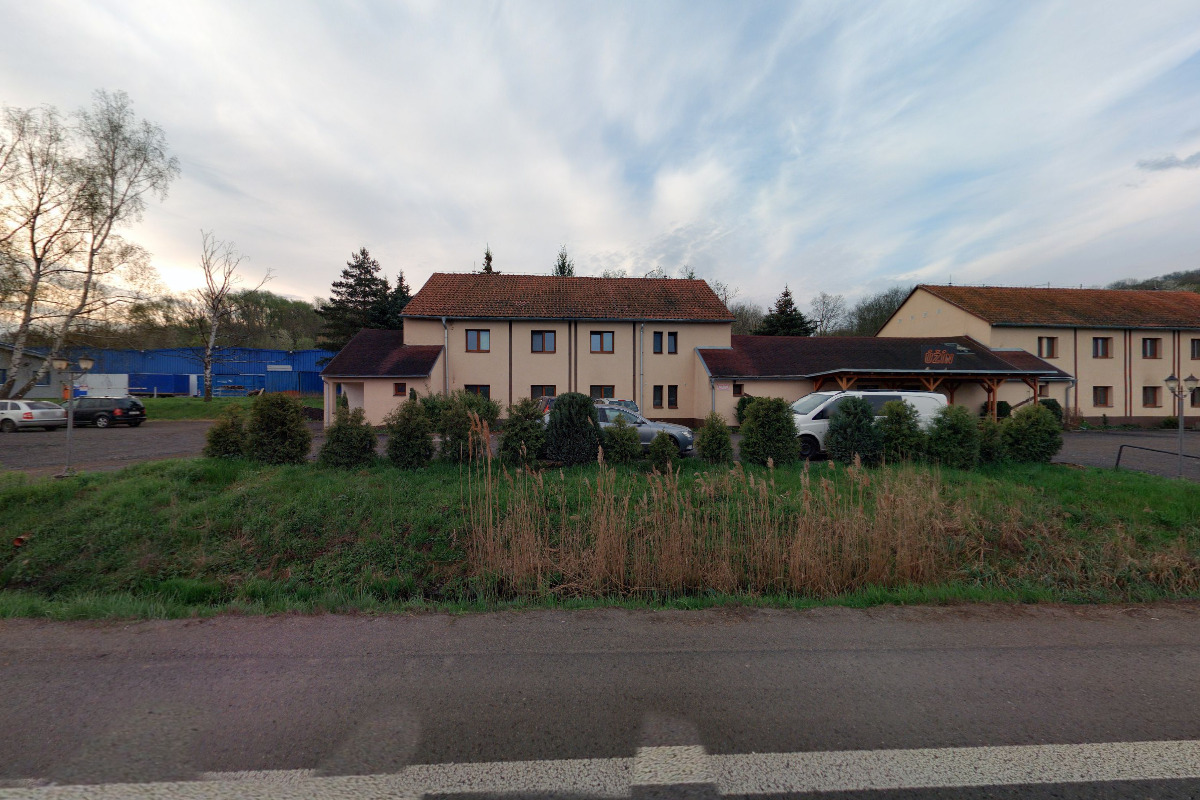 Miroslav Pohůnek - zakázkové truhlářství