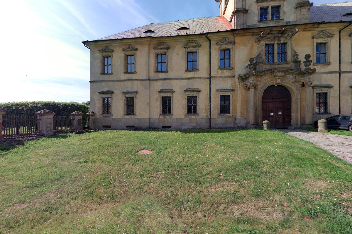 Cisterciácké opatství Osek foto 2