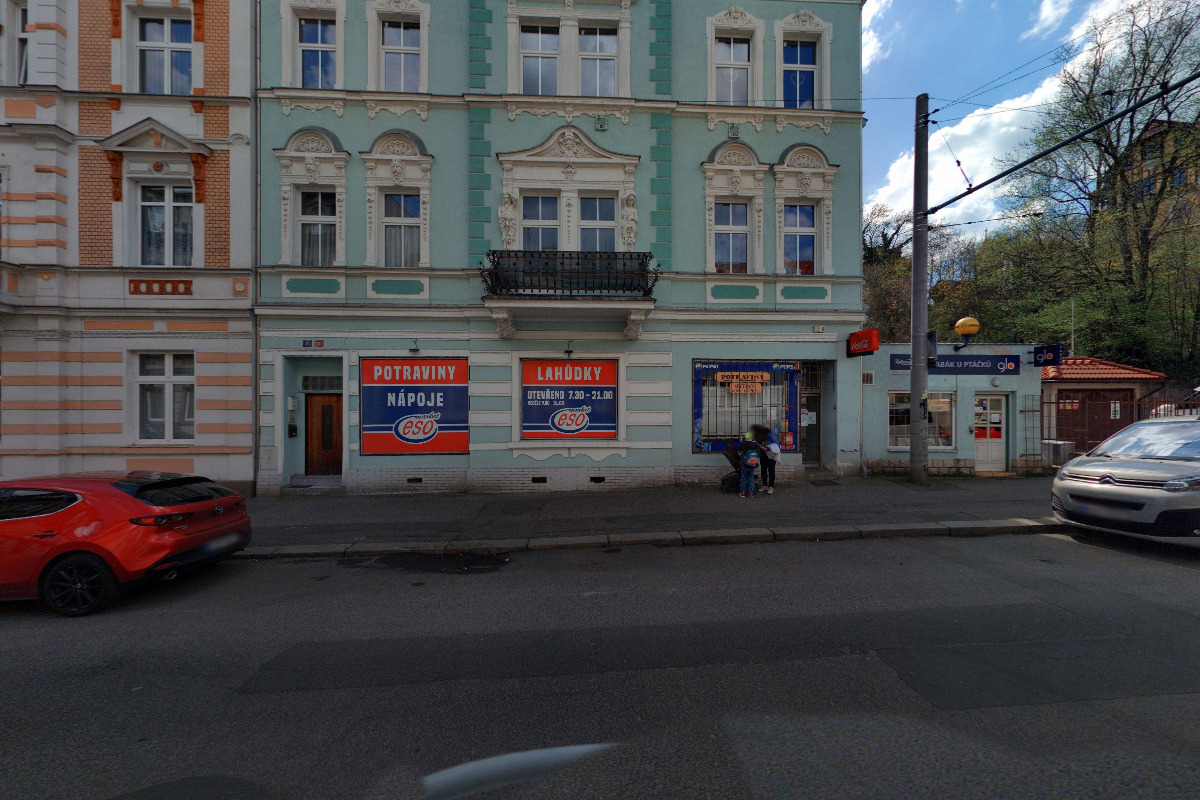 Tabák U Ptáčků