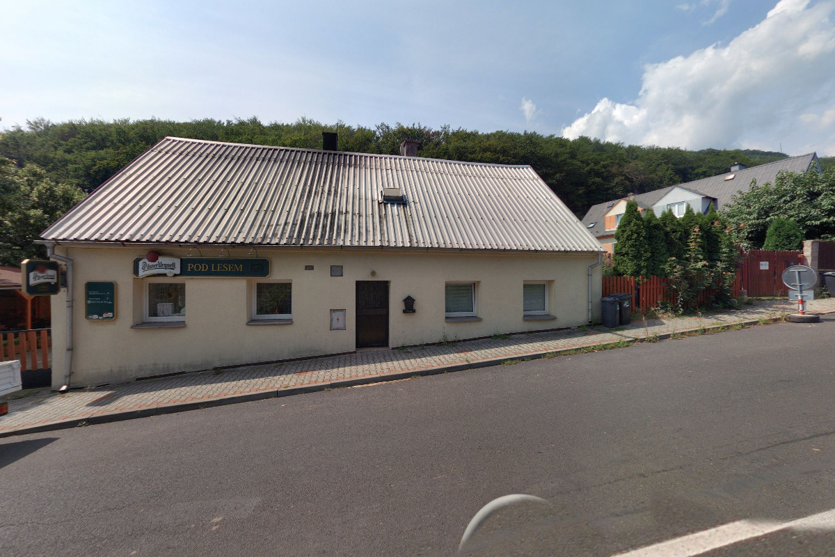 Restaurace Pod lesem