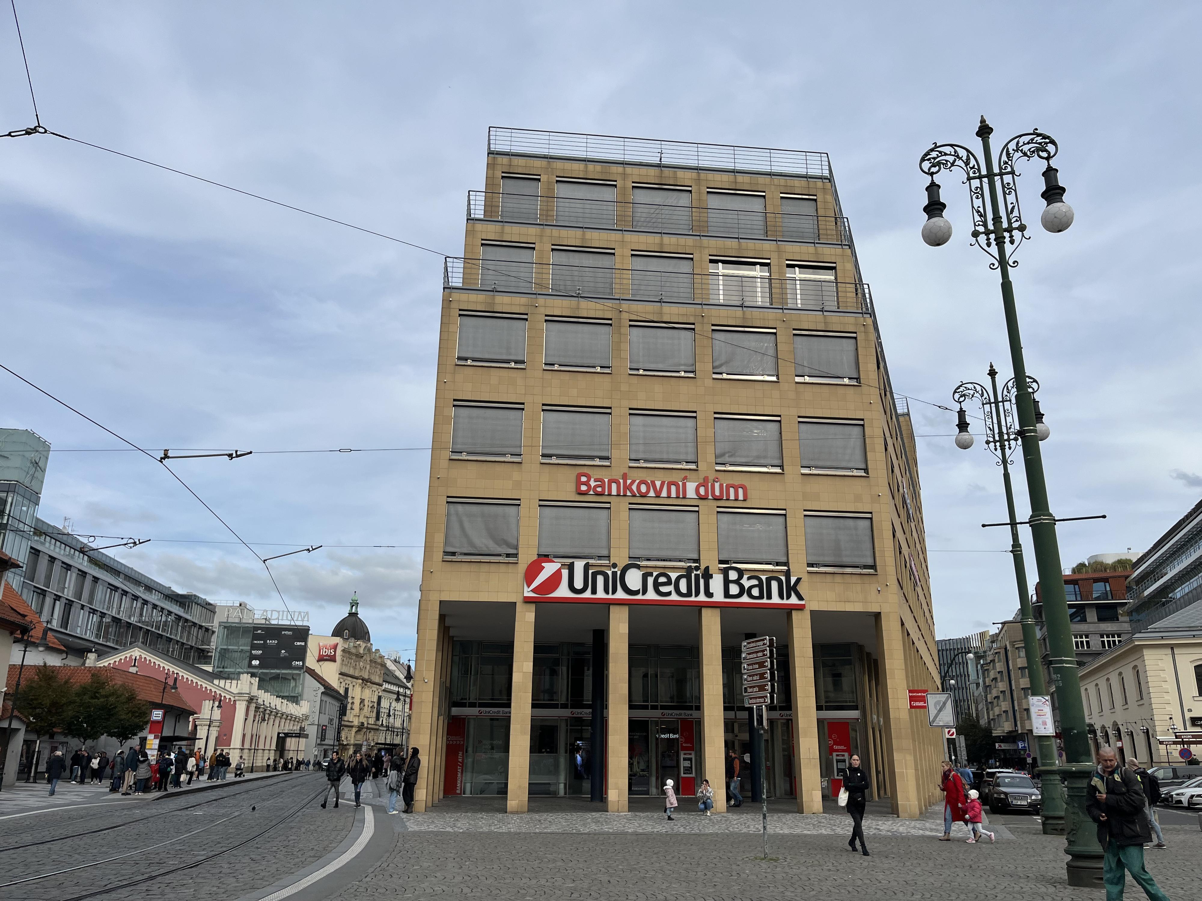 UniCredit Bank Czech Republic and Slovakia, a.s. foto 5