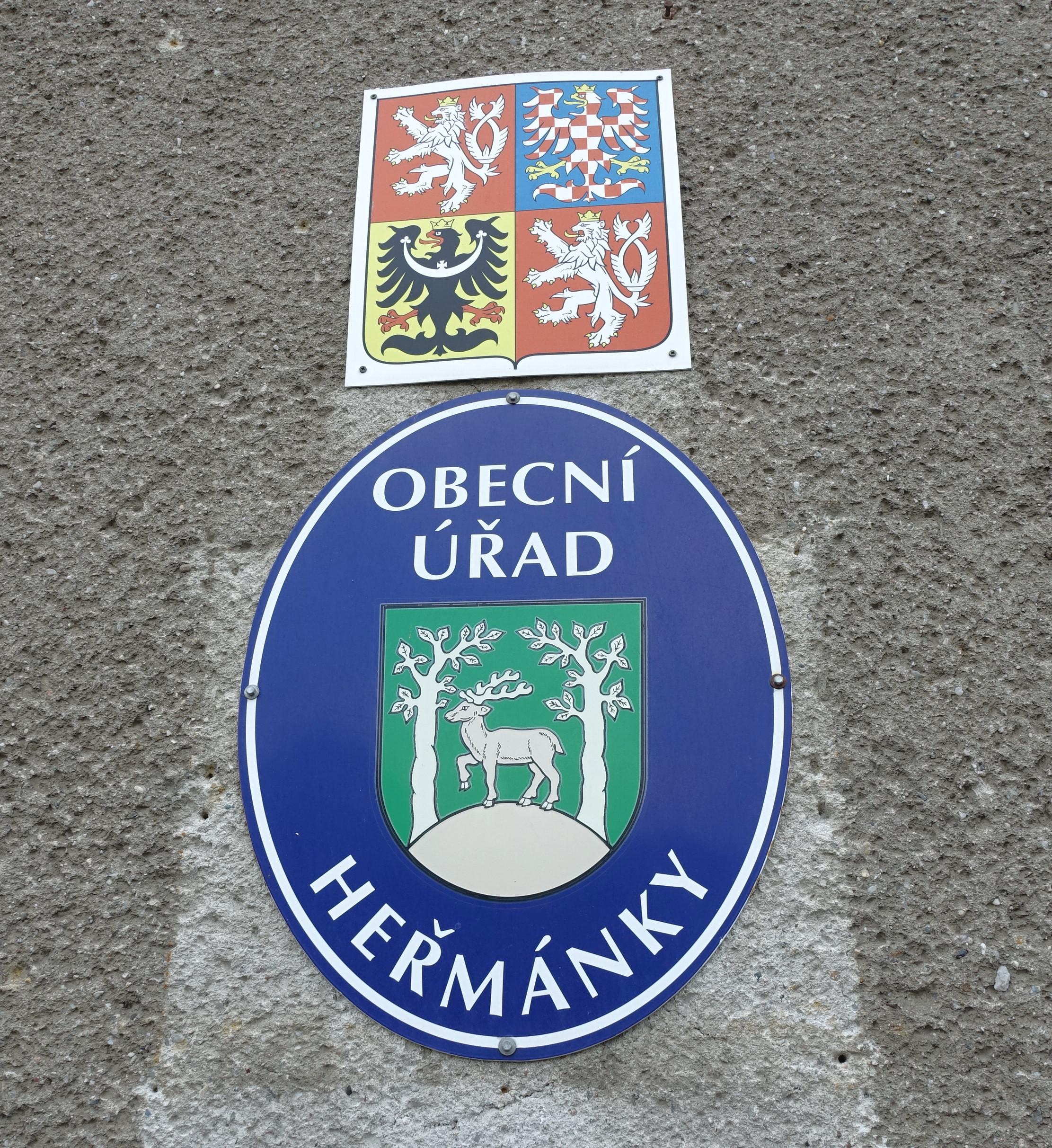 Heřmánky - obecní úřad foto 2