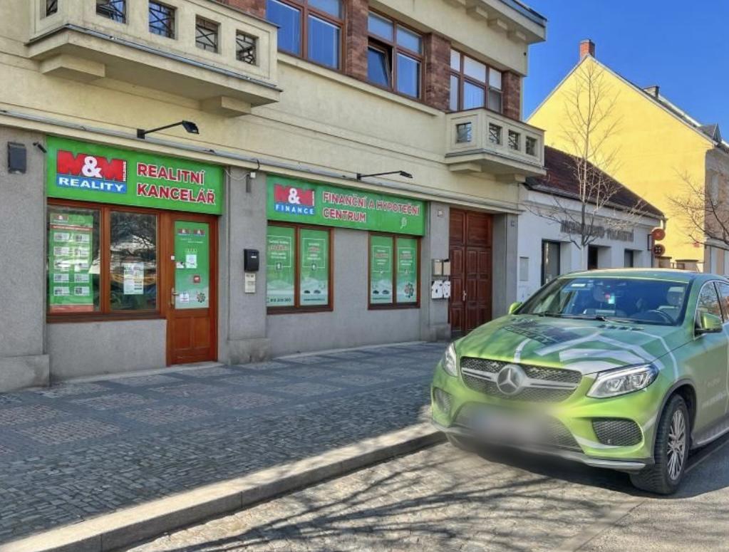 Veronika Břízová - realitní makléř foto 4