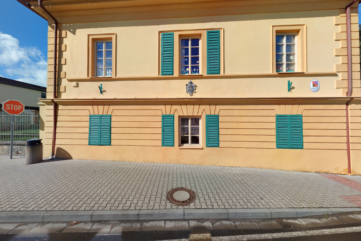 Základní škola Třebívlice foto 2