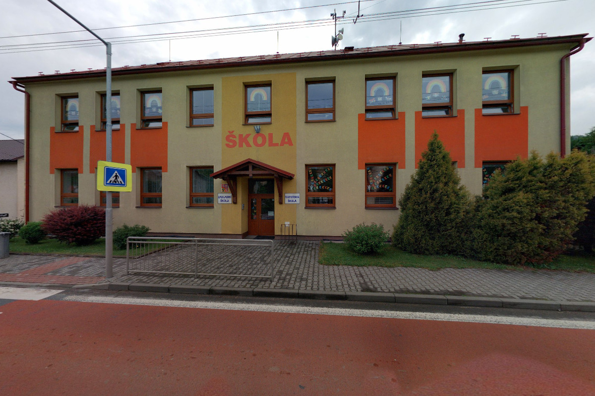 ZŠ a MŠ Leskovec, okres Vsetín foto 6