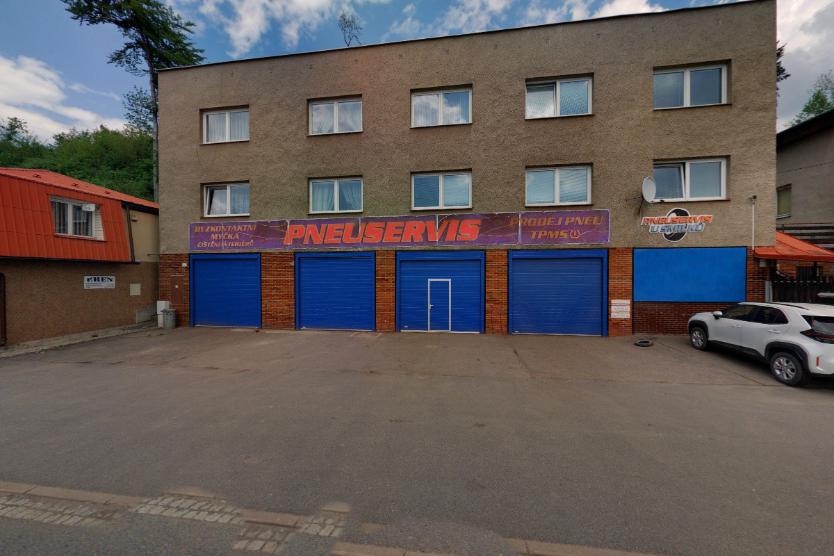 PNEUSERVIS U SMILKŮ, s.r.o.