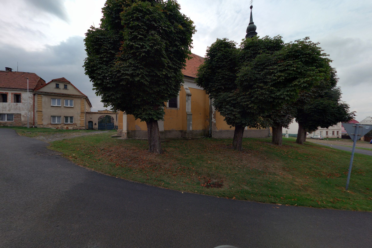 Římskokatolická farnost Kozly u Loun