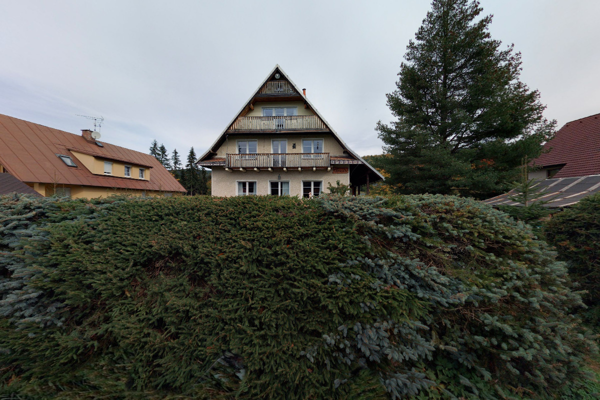 Zuzana Kmoníčková