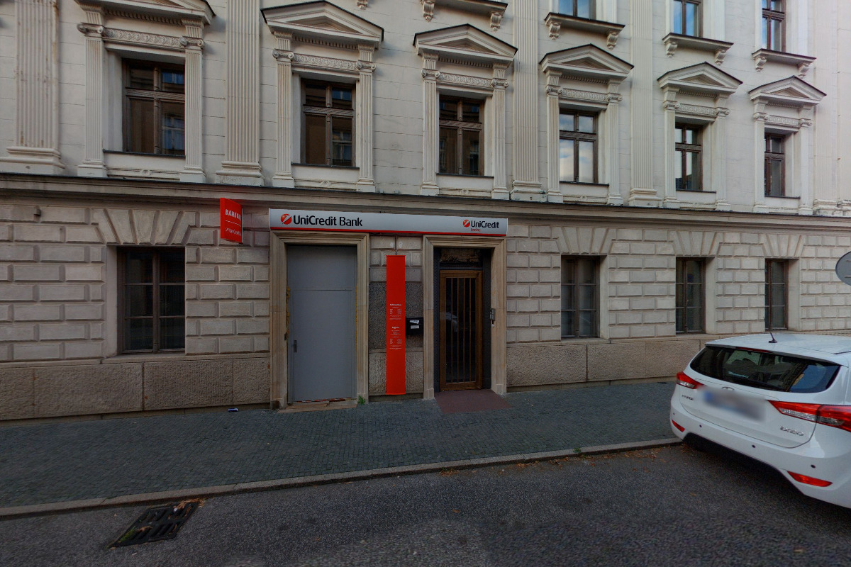 Bankomat UniCredit Bank Czech Republic foto 2
