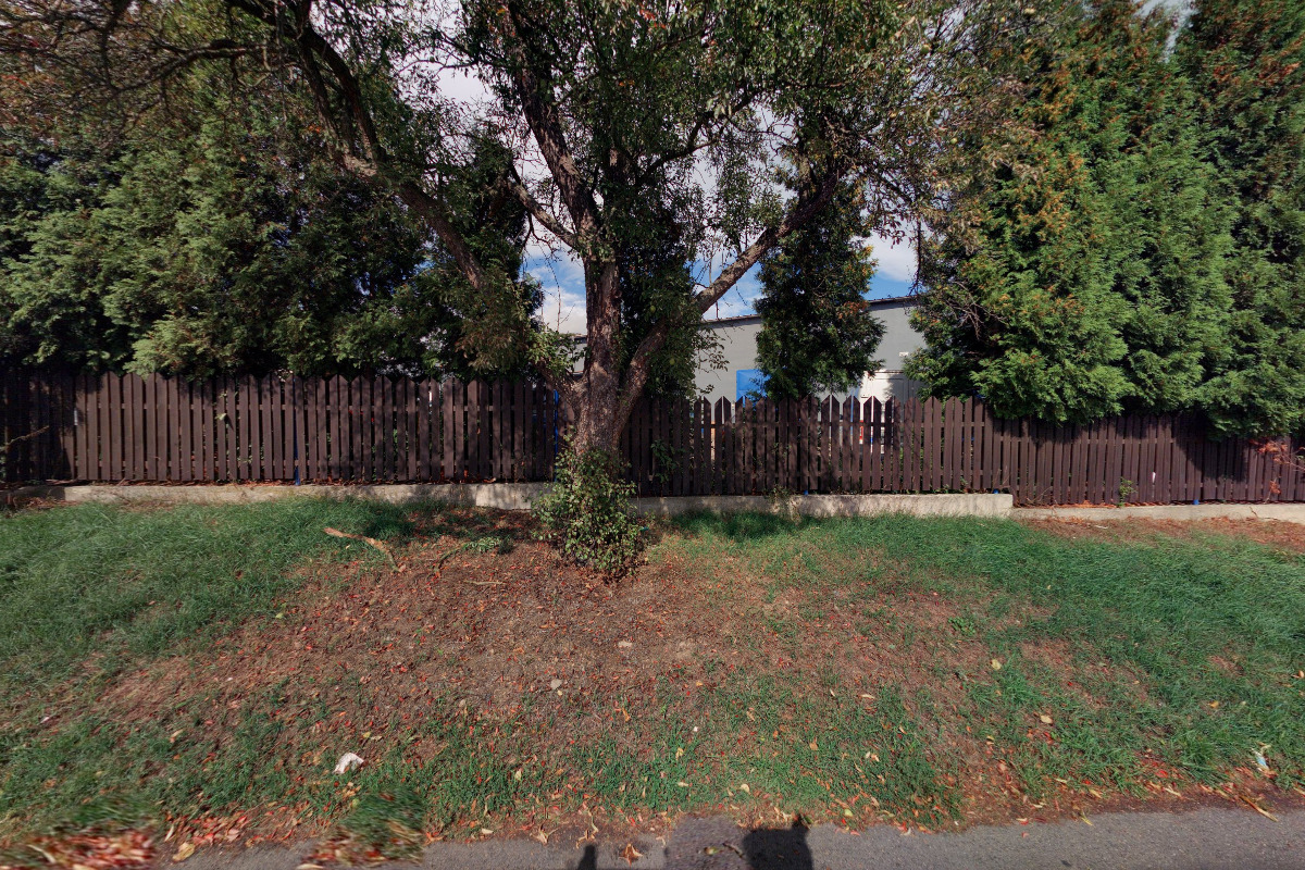 "WORLD INVEST", v.o.s.