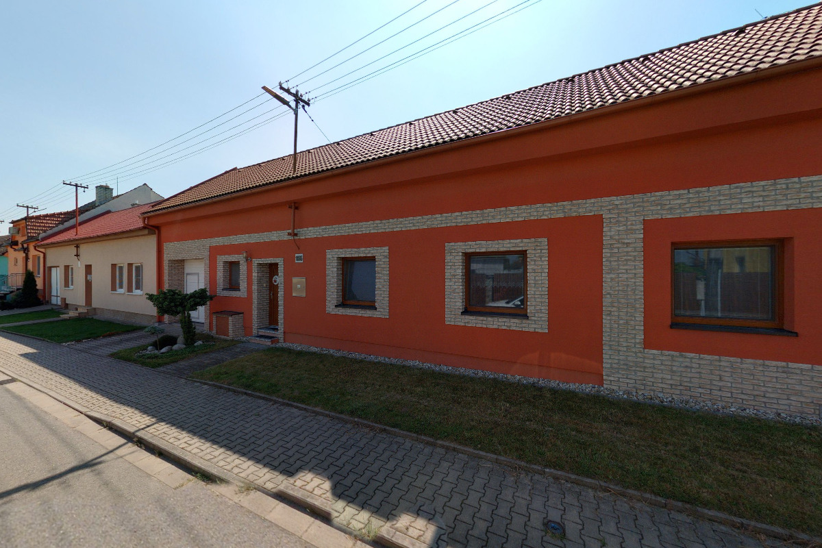 JUSTO Alena Maňásková