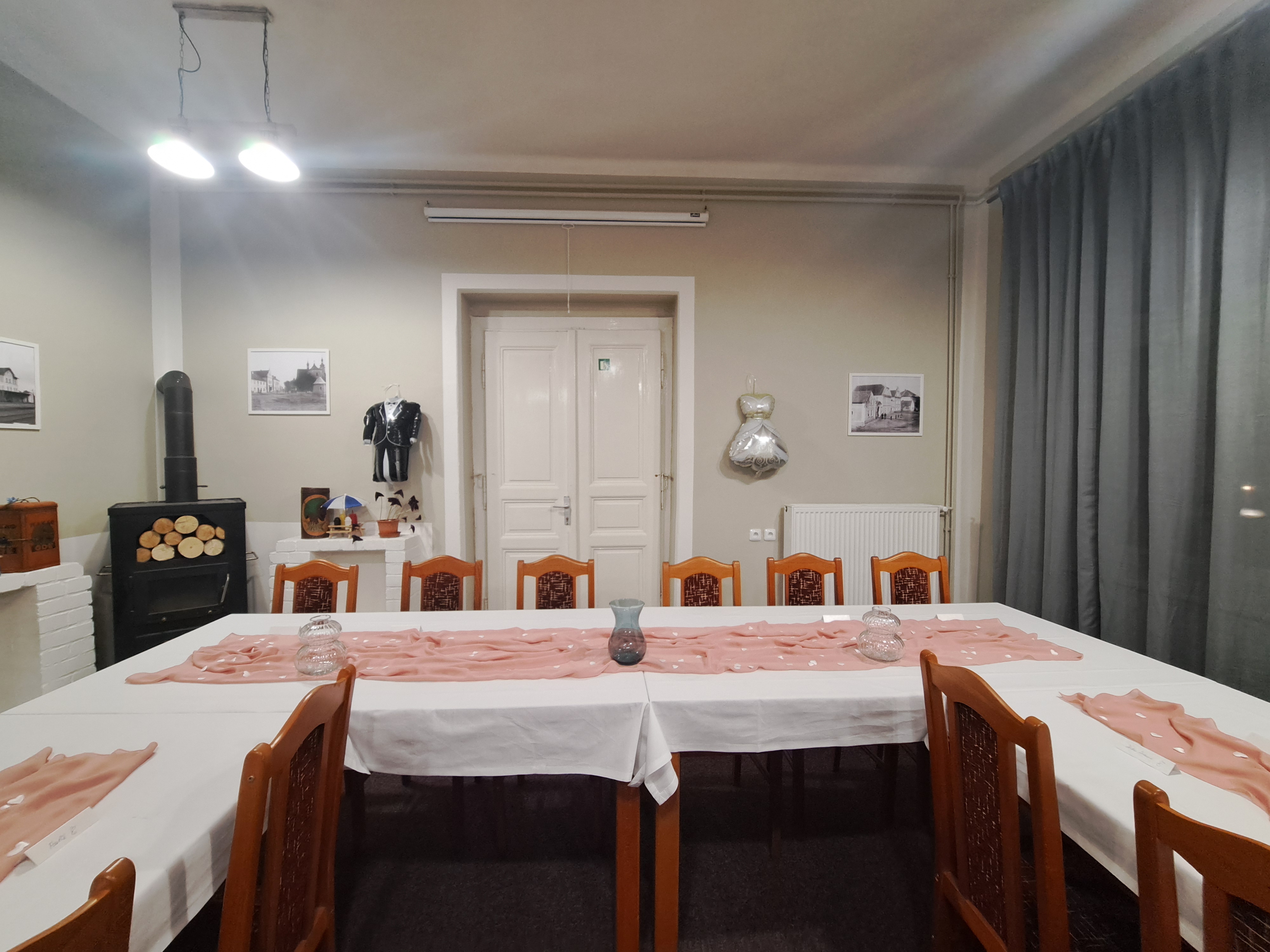 Restaurace Na Radnici Chotětov foto 3