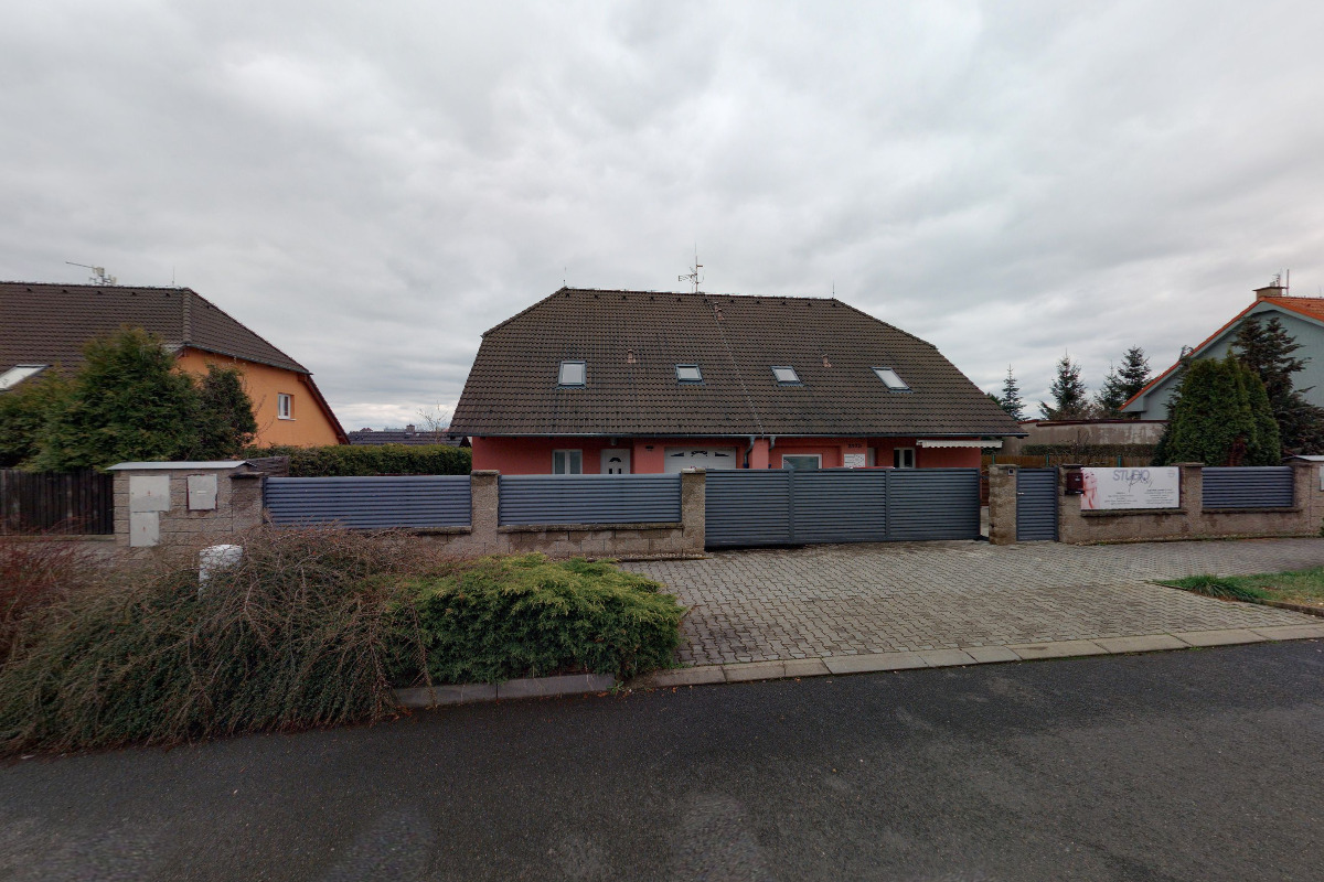 Studio Paris Most, s.r.o.