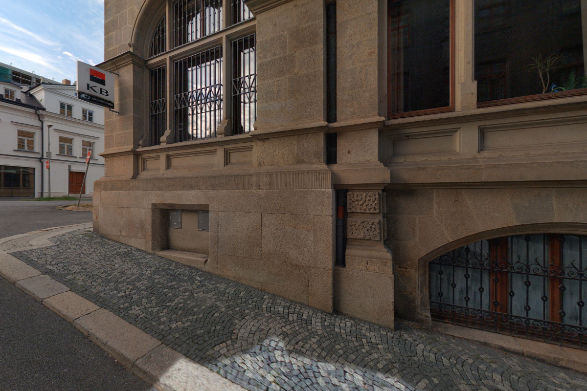 Bankomat Komerční banky foto 2