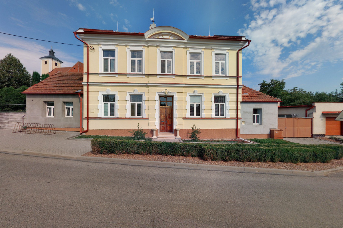 Římskokatolická farnost Hradčovice