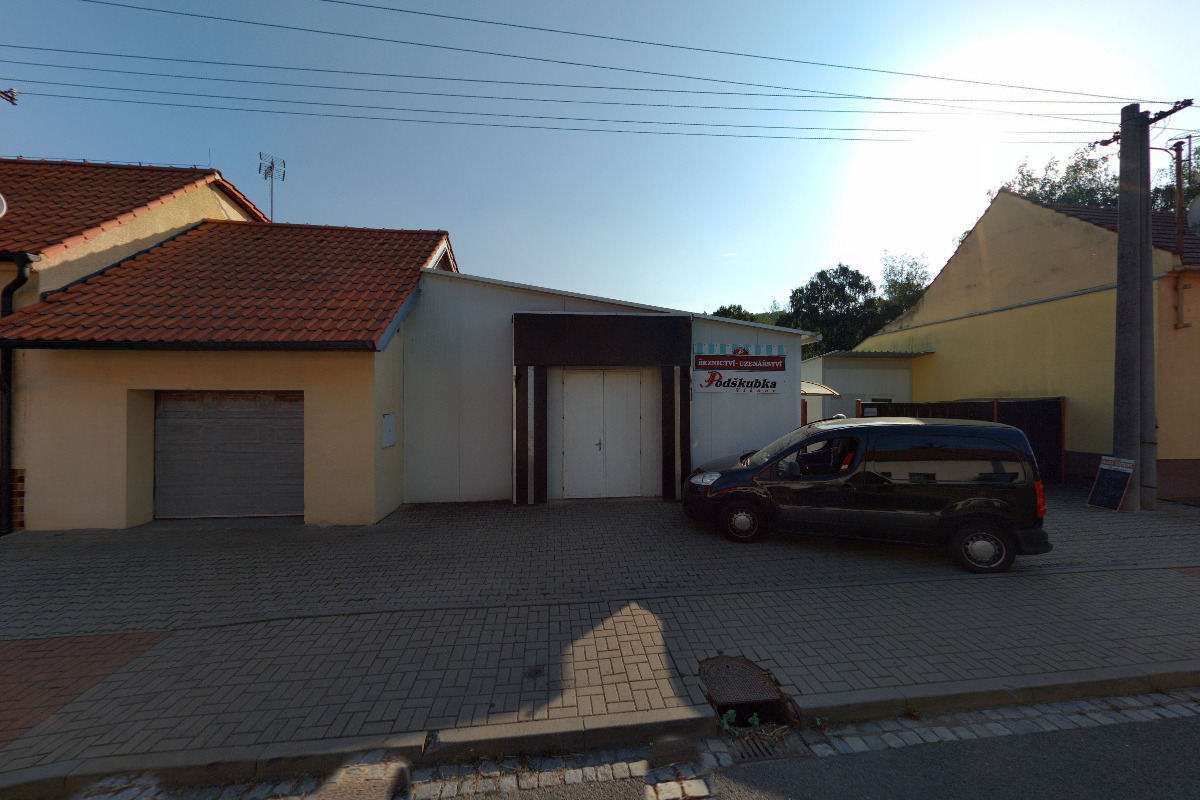 Řeznictví - Uzenářství Podškubka