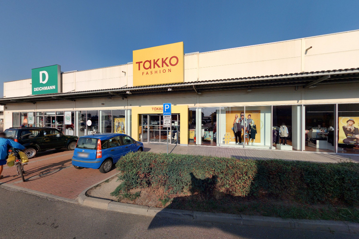 TAKKO FASHION foto 2