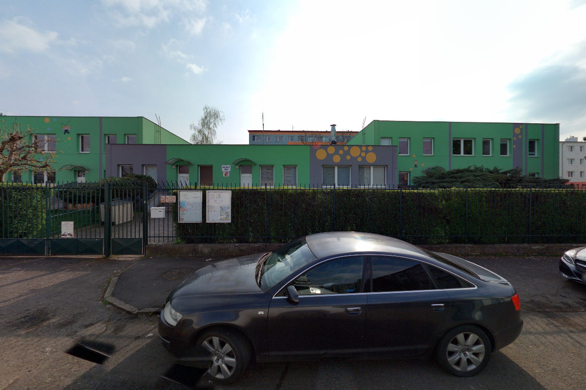 Mateřská škola, Na spojce 274, Teplice foto 2