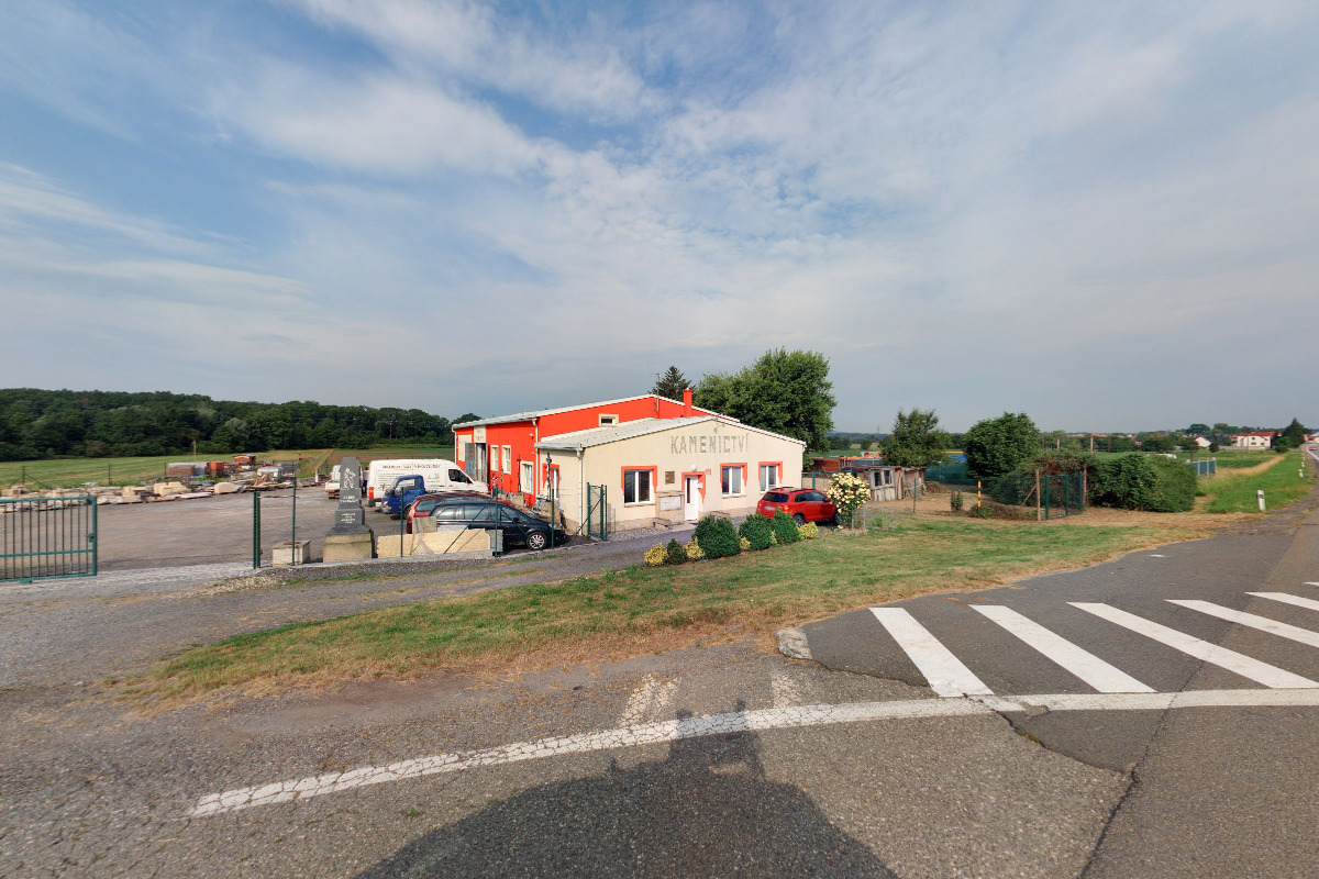 KÁMEN TLUMAČOV - kamenictví foto 5