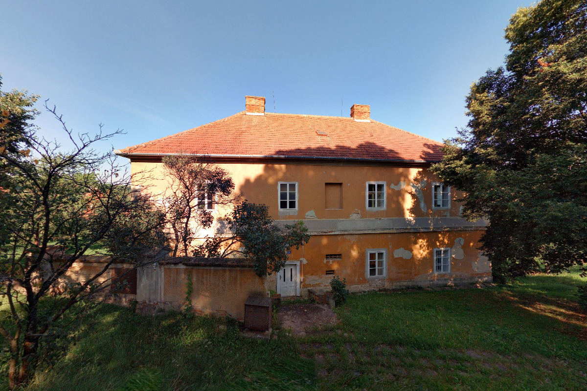 Římskokatolická farnost Ježov