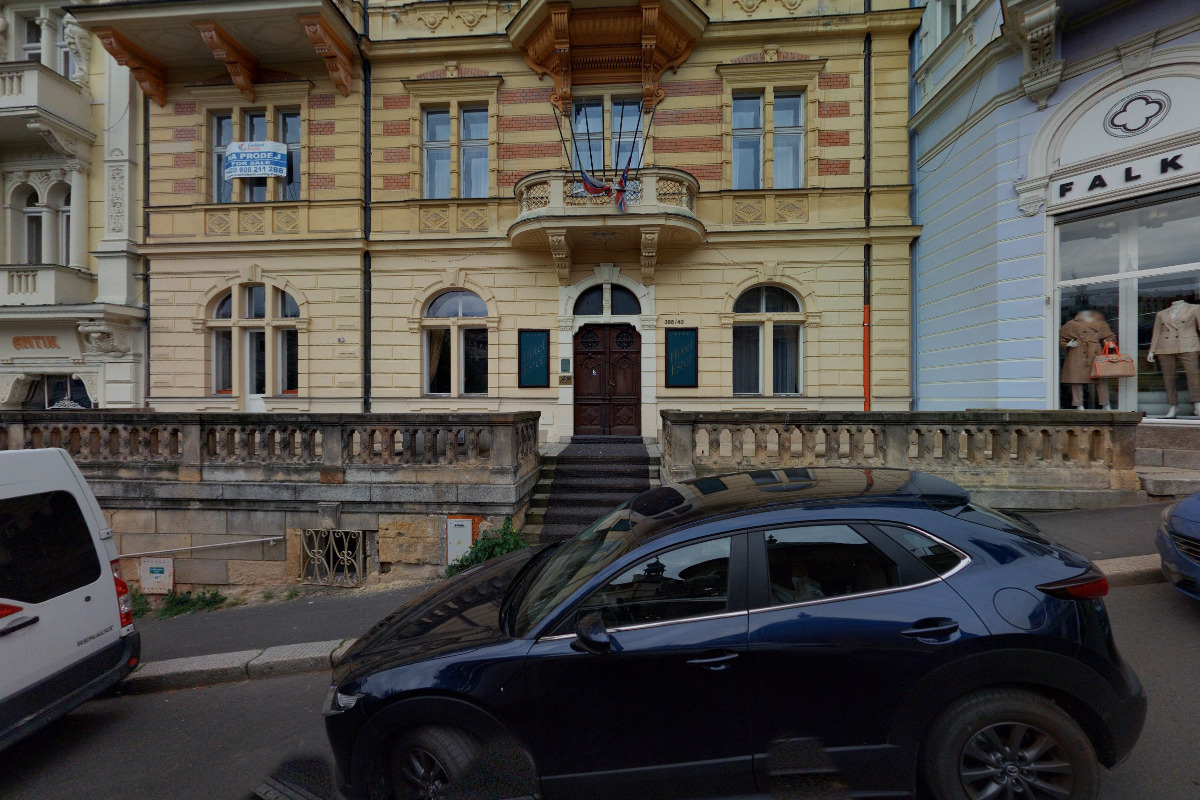 Hotel Ester