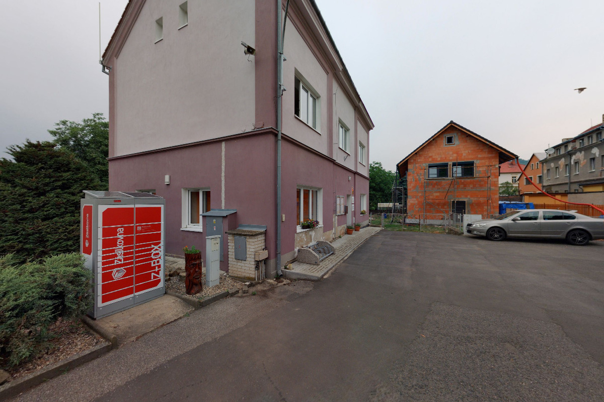 Malé Březno - obecní úřad foto 2