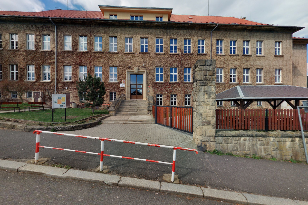 ZŠ Děčín VI, Na Stráni