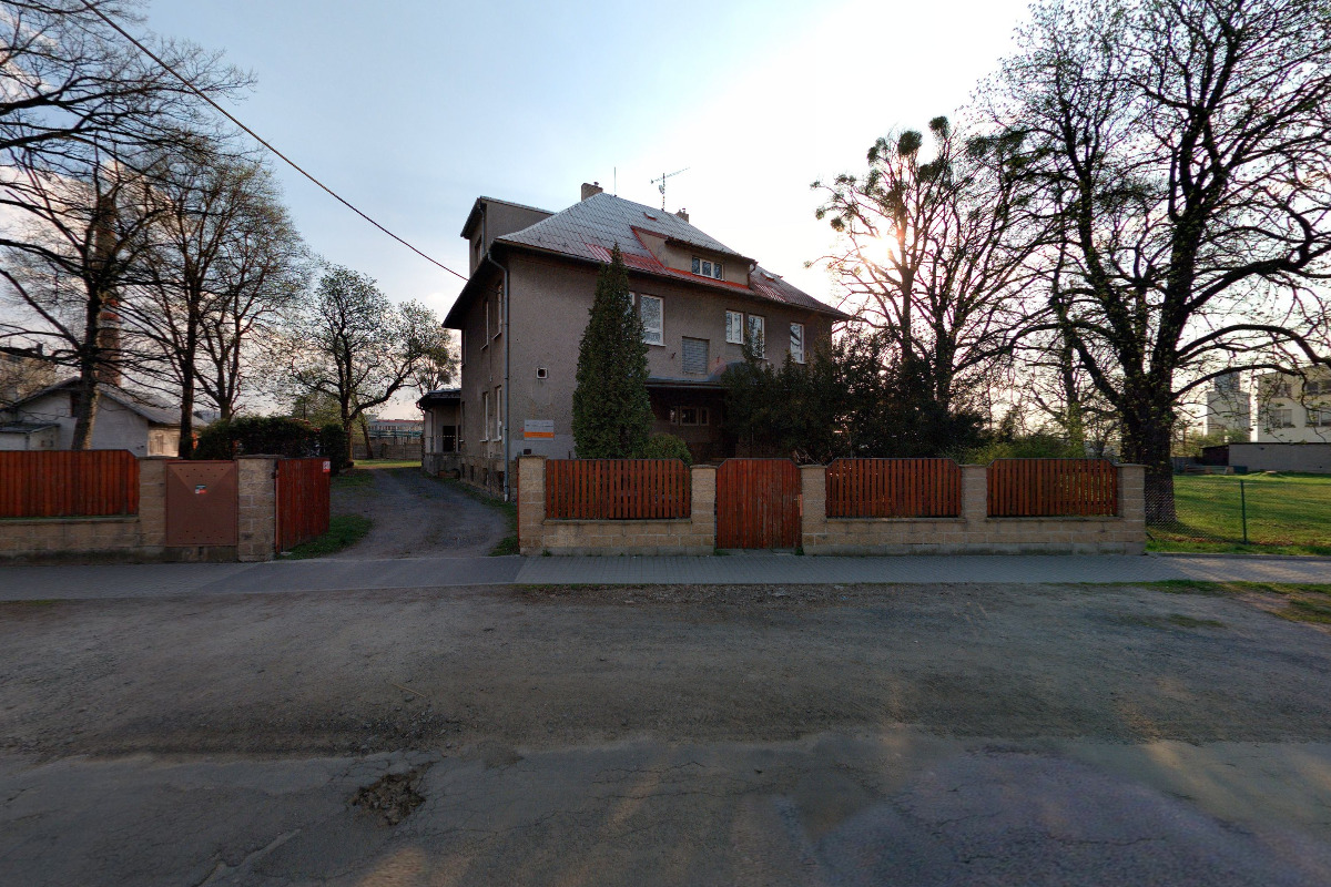 Střední škola nábytkářská a obchodní Bystřice pod Hostýnem - domov mládeže foto 2