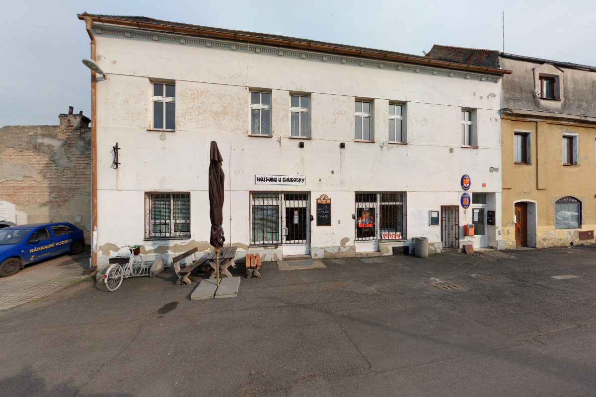 Lhotka nad Labem - obecní úřad foto 2