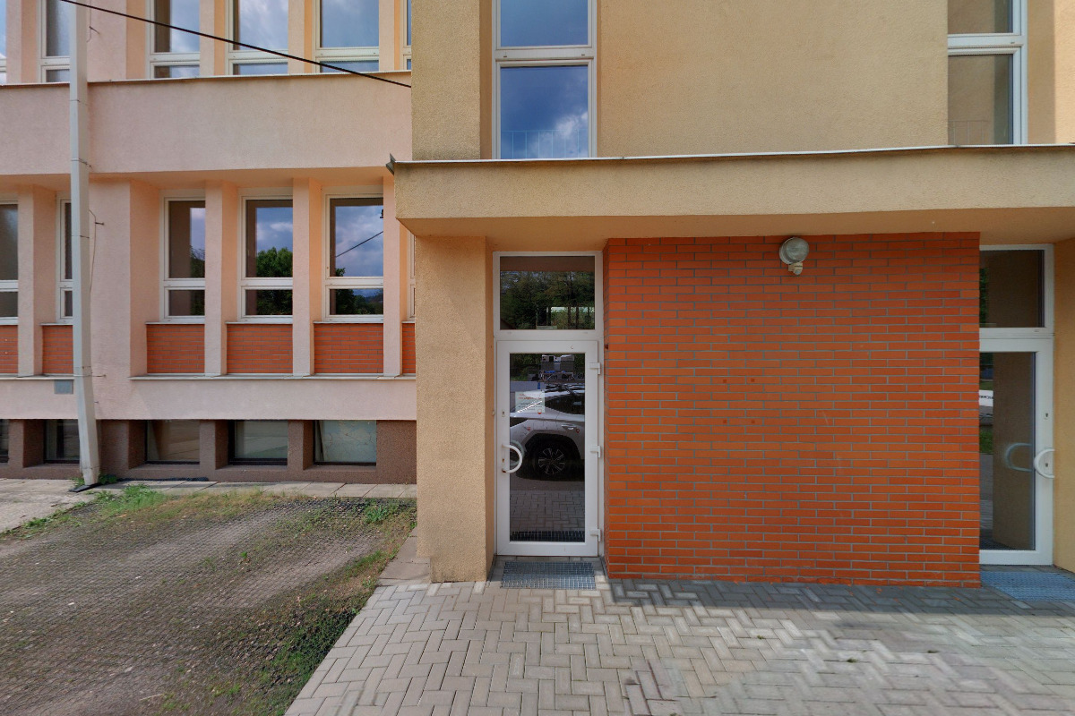 Střední průmyslová škola strojnická Vsetín - domov mládeže foto 2