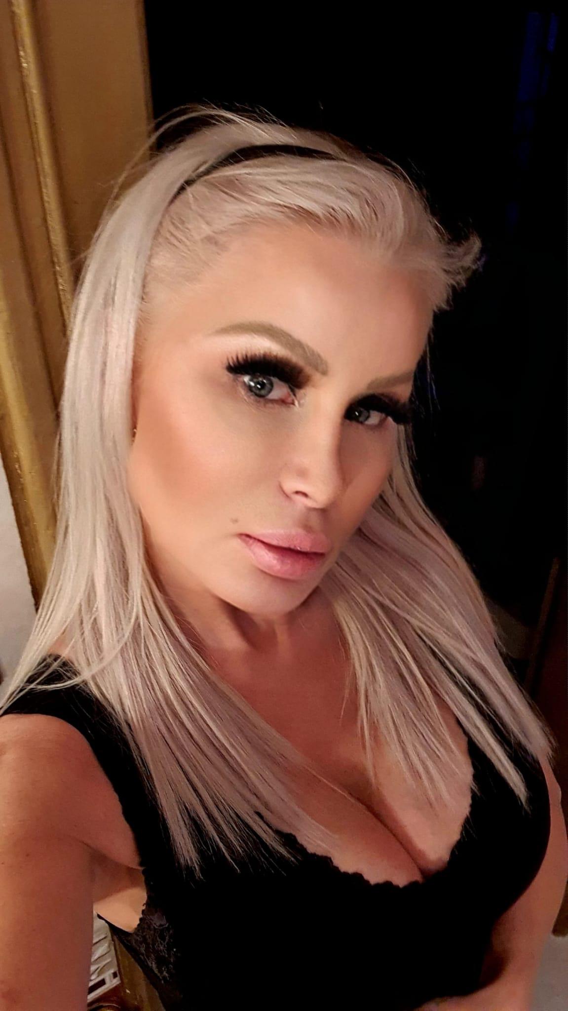 Paris Wilton Tantra Brno foto 5