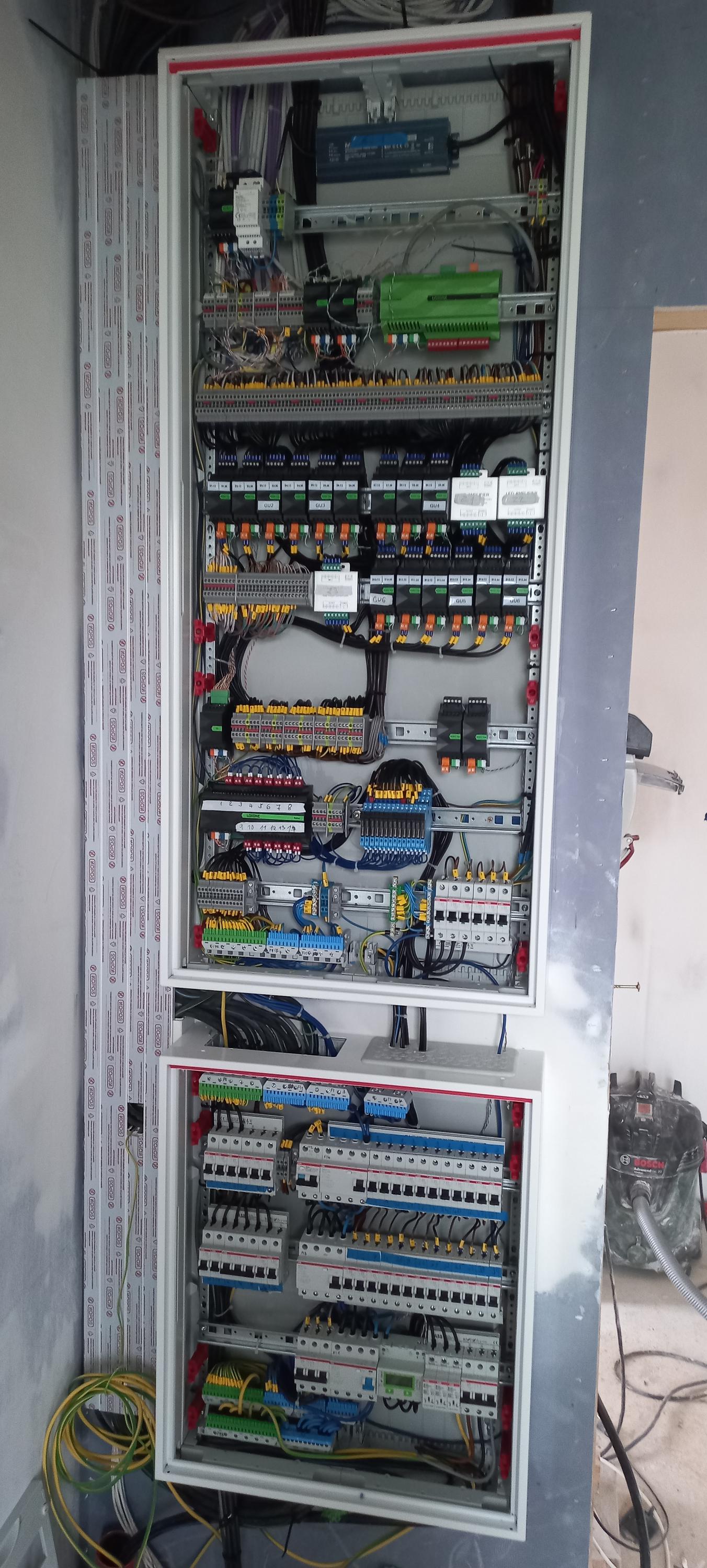 SIMONELEKTRO foto 3