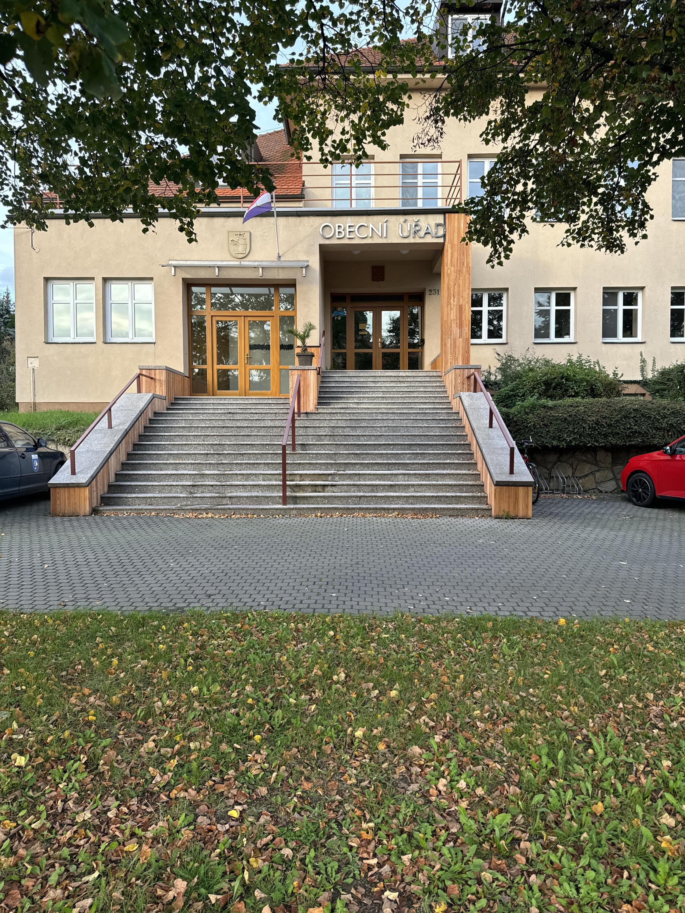 Velehrad - obecní úřad foto 6