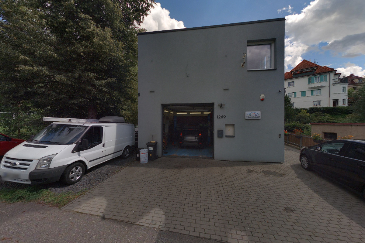 Autoservis u Horní kasárny foto 2