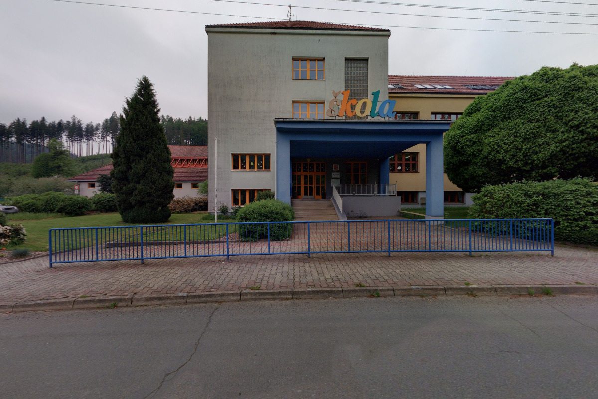 ZUŠ Rožnov pod Radhoštěm, Valašská Bystřice