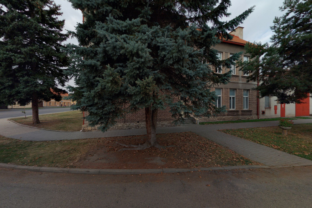 Základní škola Lenešice, okres Louny foto 5