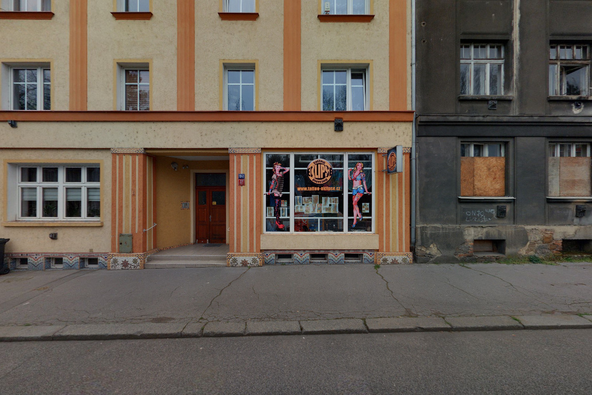 Mgr. Lenka Kühnlová - Eklipse