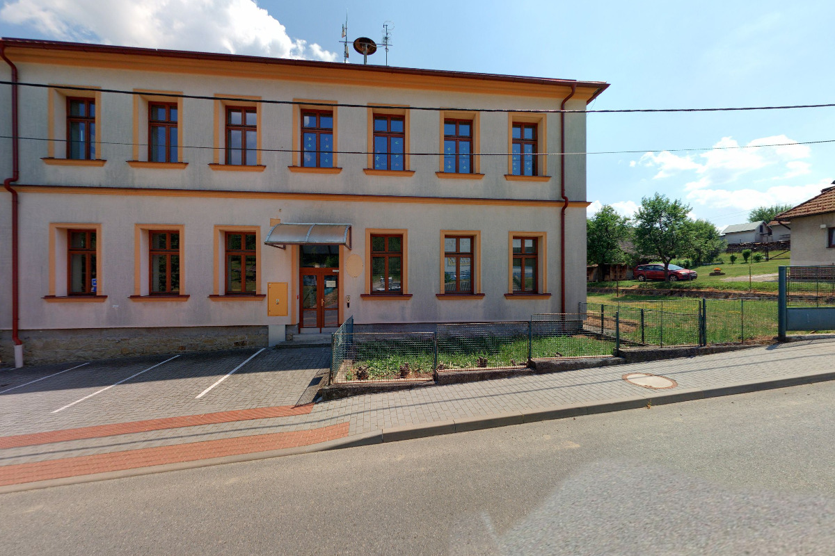 ZŠ a MŠ Březůvky