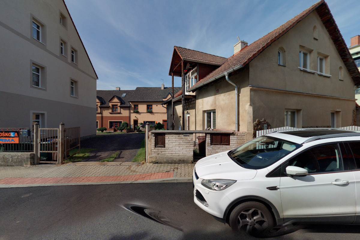 DEEN SOLUTIONS s.r.o.