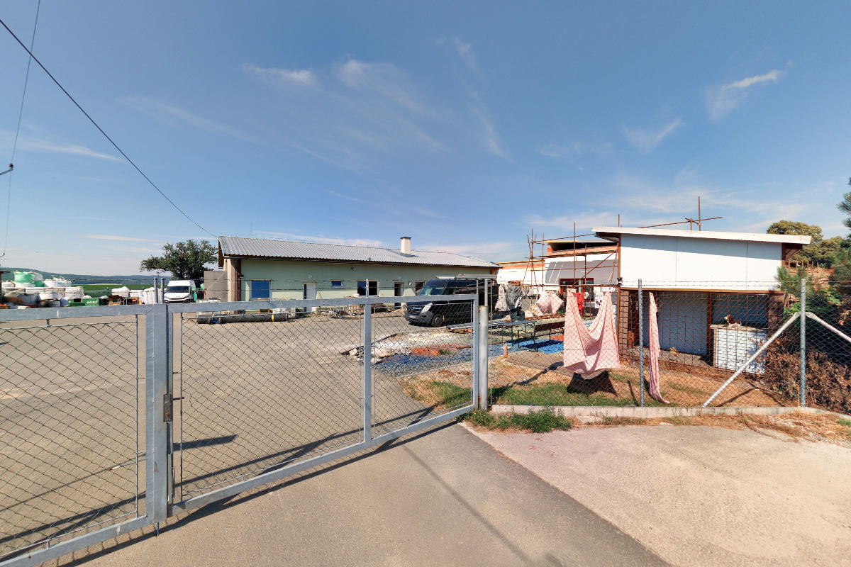 SPORTOVNÍ PODLAHY ZLÍN, s.r.o.